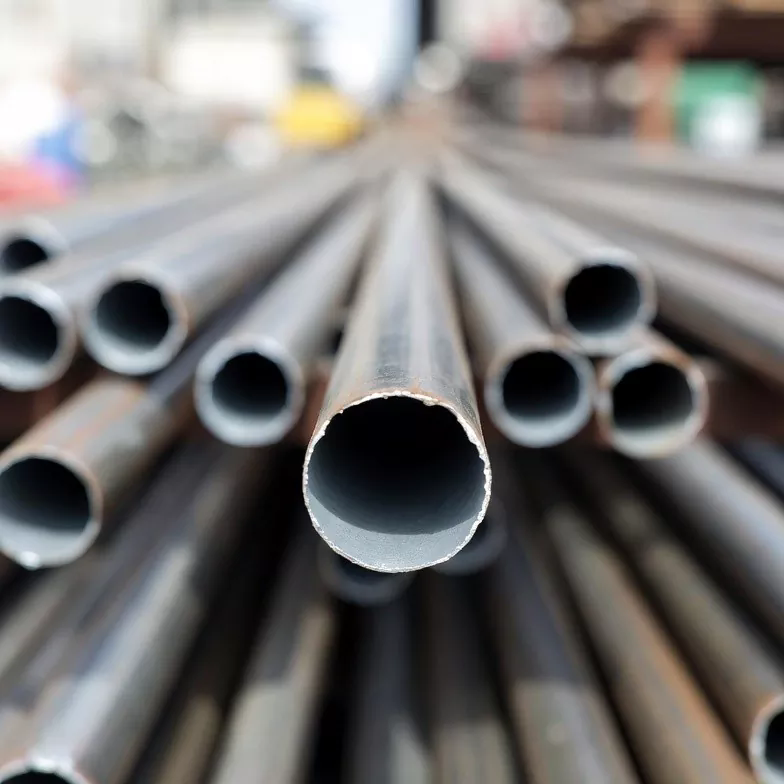 Paano Napapahusay ng Welded Steel Pipe ang Efficiency at Binabawasan ang mga Gastos sa Mga Industrial Application